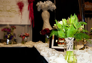 Wedding Flowers at the Green Bay Wedding Show